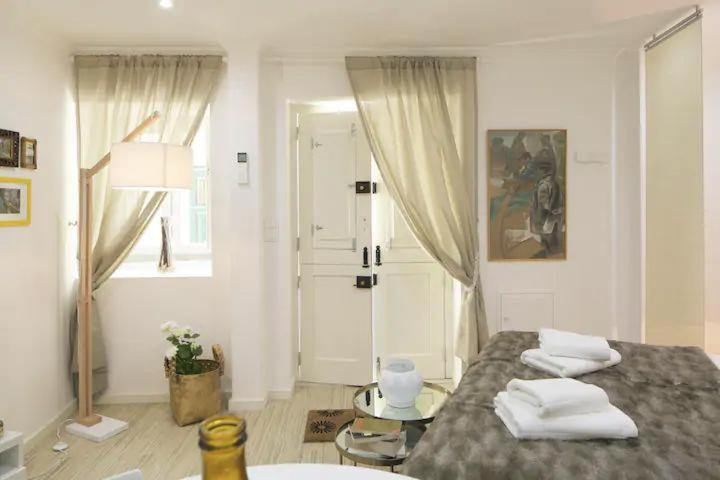 Central Lisbon Cozy & Near The Subway Apartment Bagian luar foto