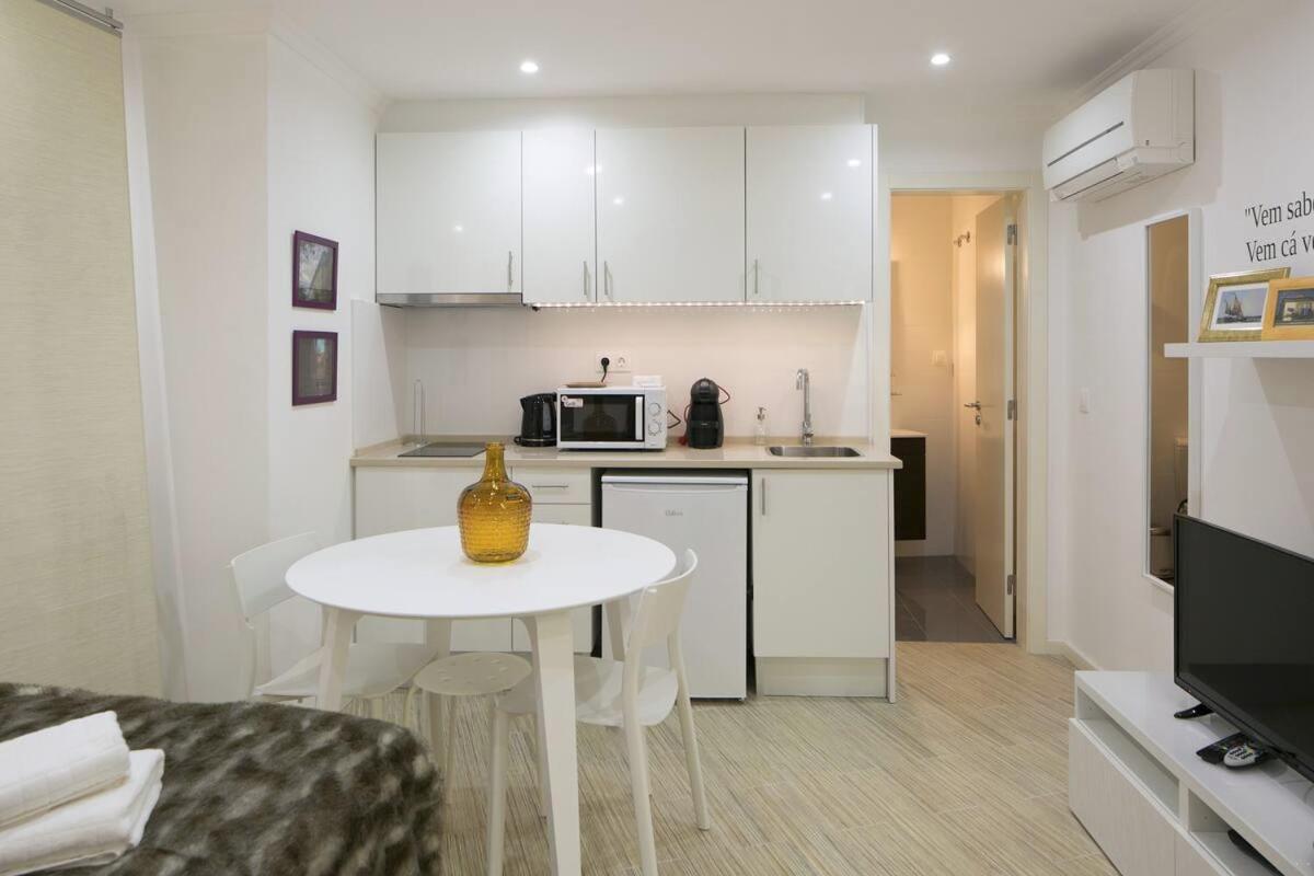 Central Lisbon Cozy & Near The Subway Apartment Bagian luar foto