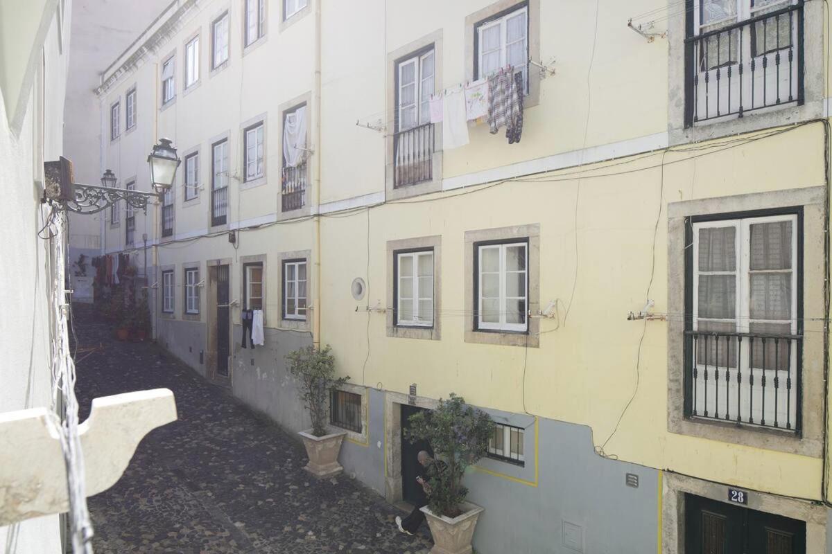 Central Lisbon Cozy & Near The Subway Apartment Bagian luar foto